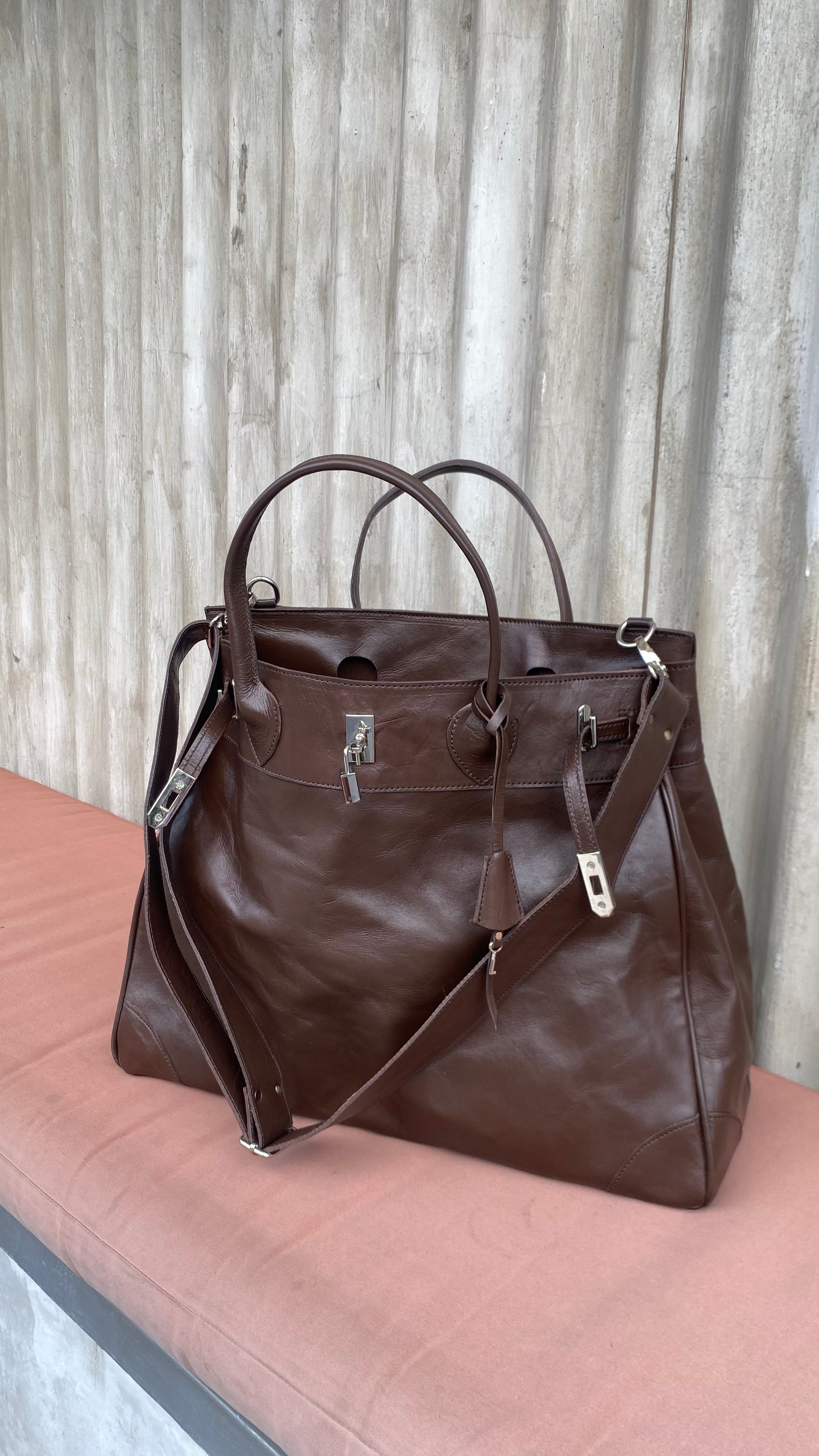 Sangle de sac de voyage en cuir pleine fleur marron