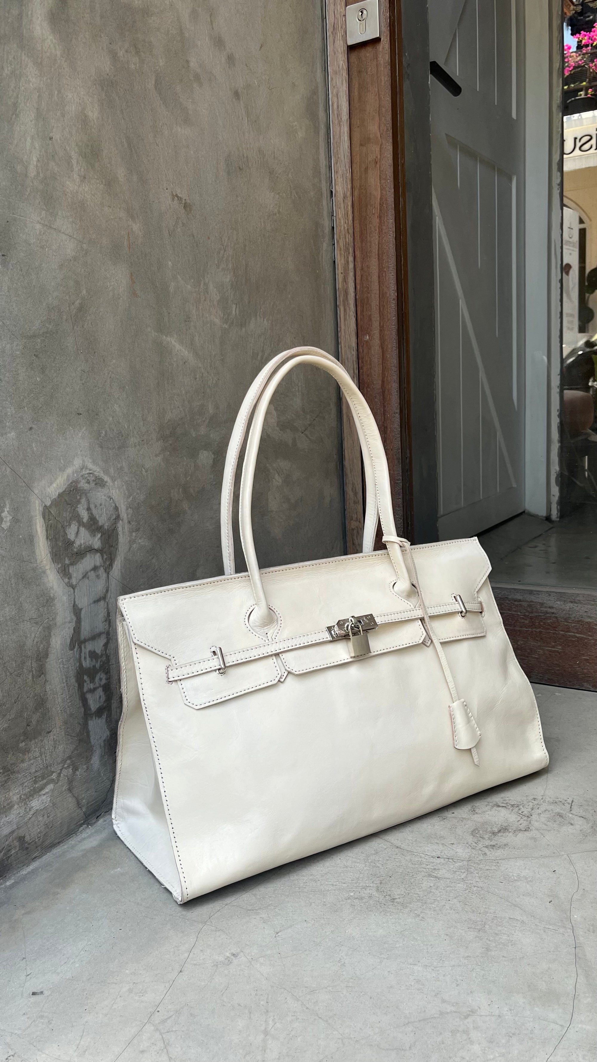 Cream Leather Medium Weekender